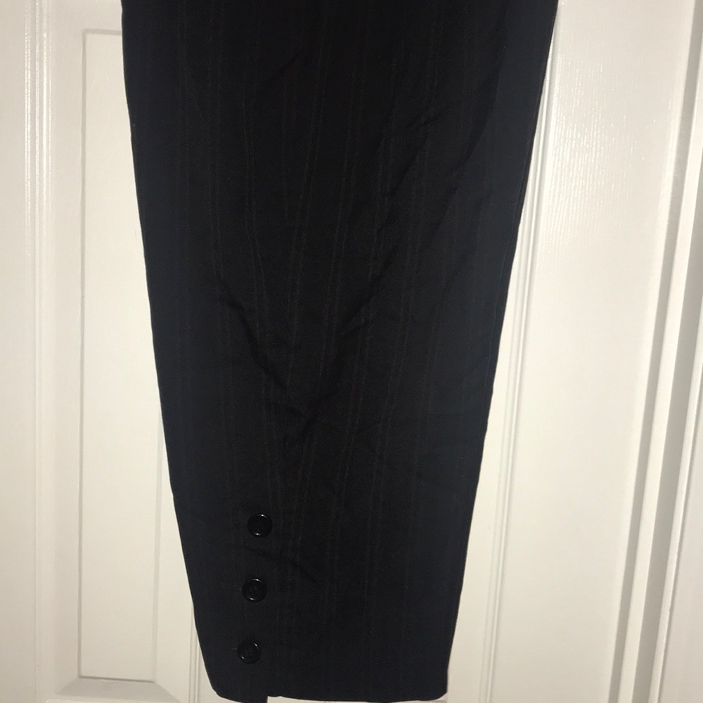 Capris - Picture 2 of 7